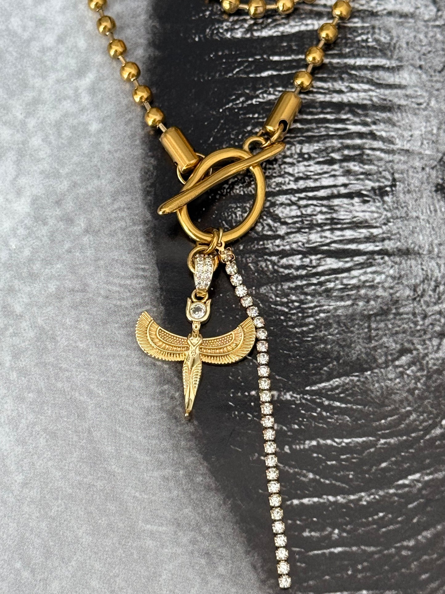 GODDESS ENERGY NECKLACE