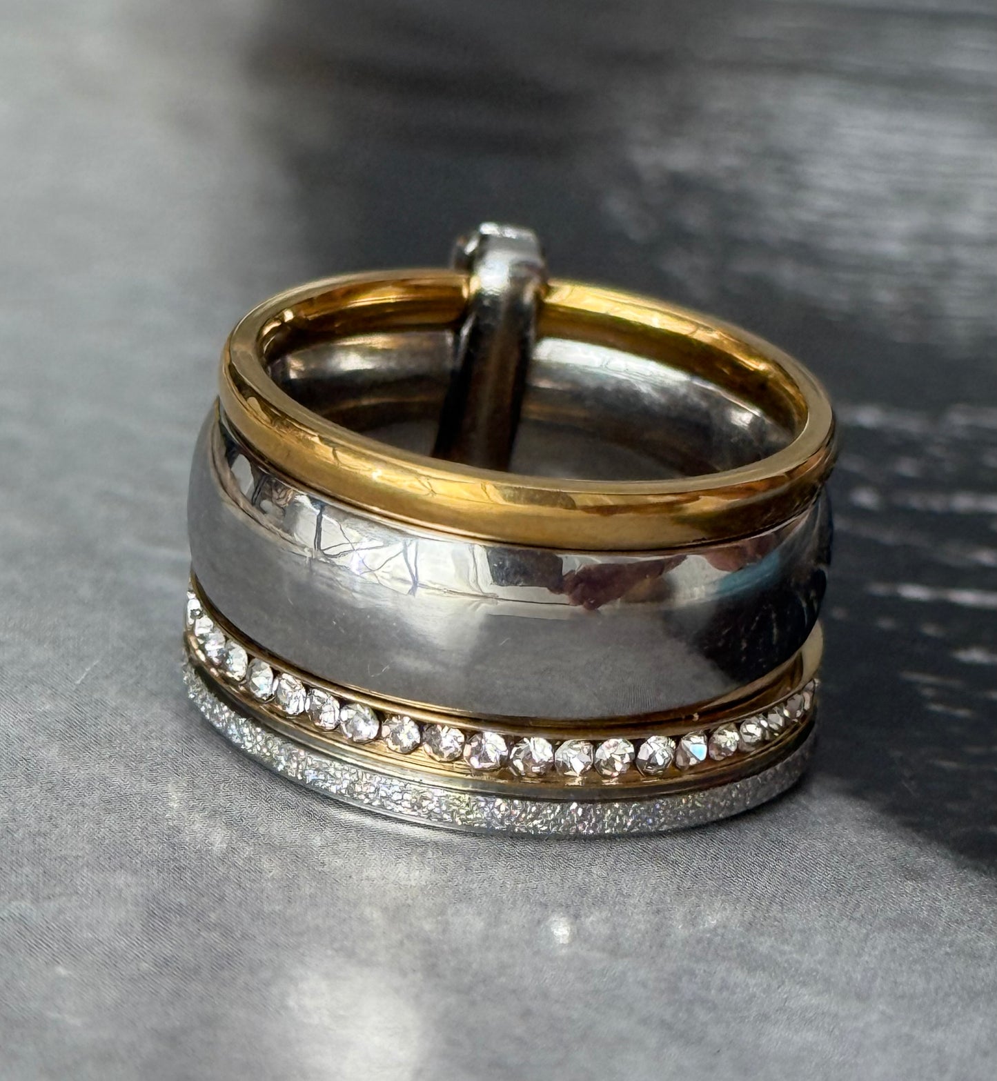 SHINY MIX RING (Size 7)