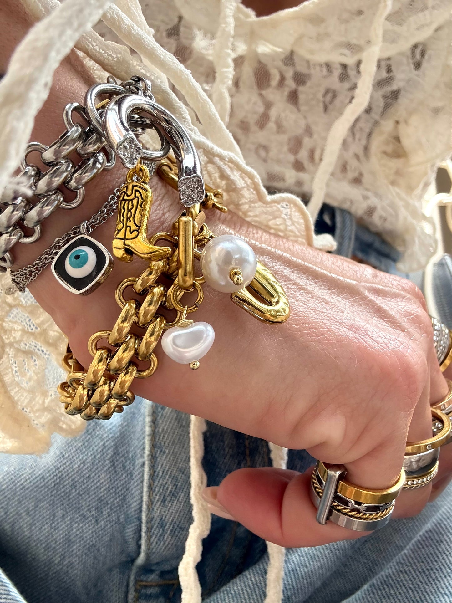 WESTERN CHARM BRACELET
