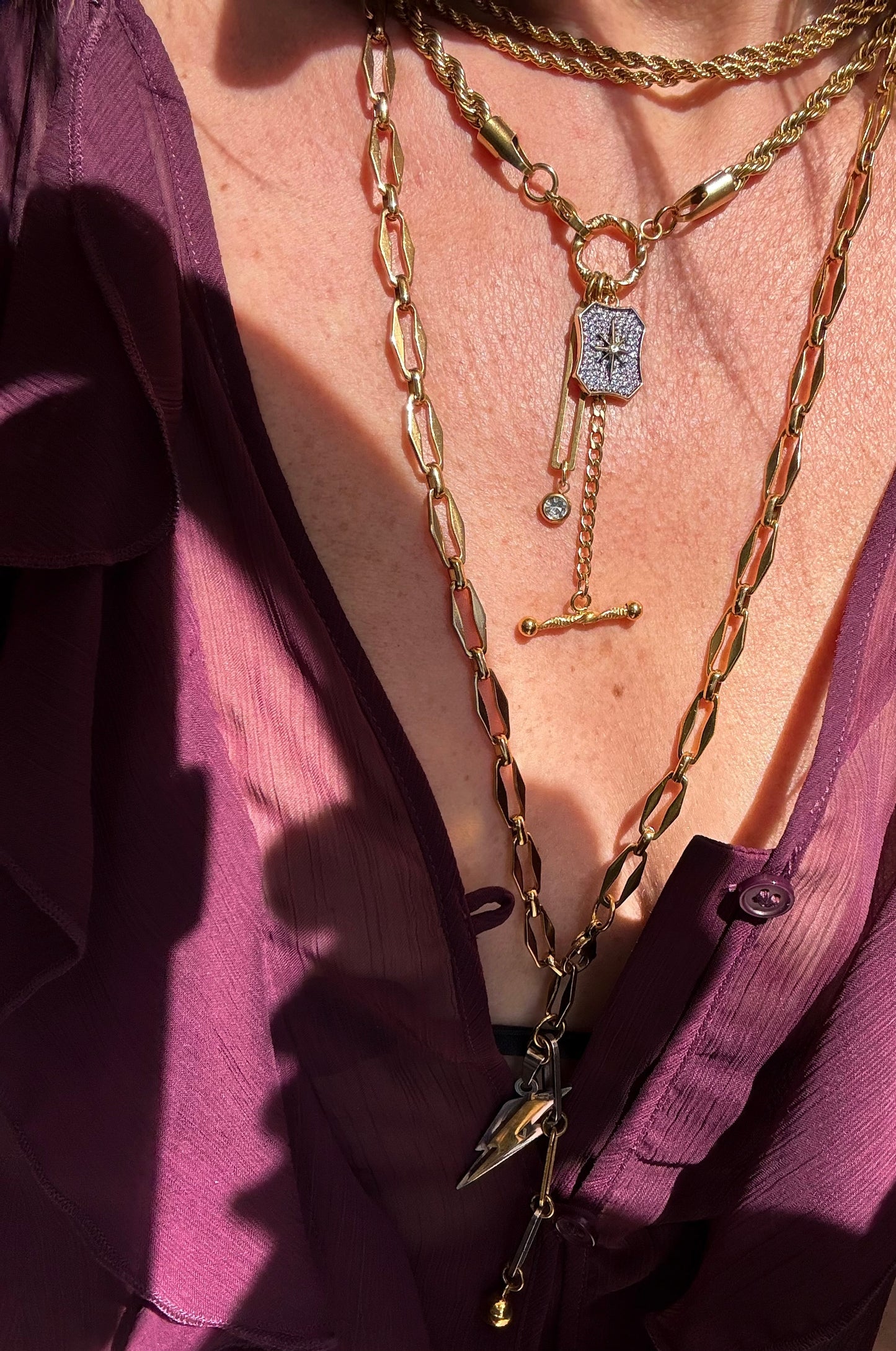 FLASH NECKLACE