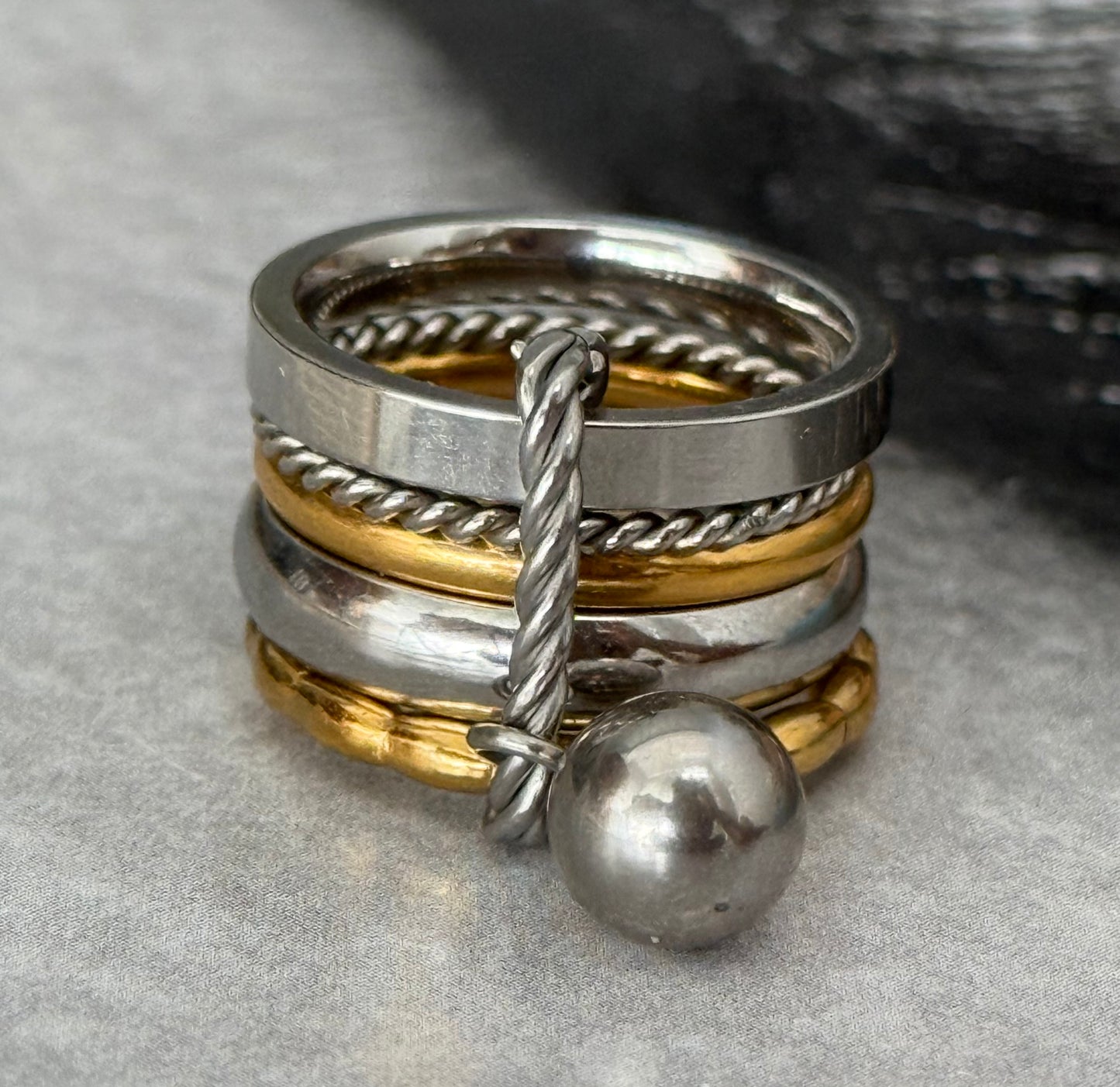 GRAVITY LAYERS RING (Size 7)