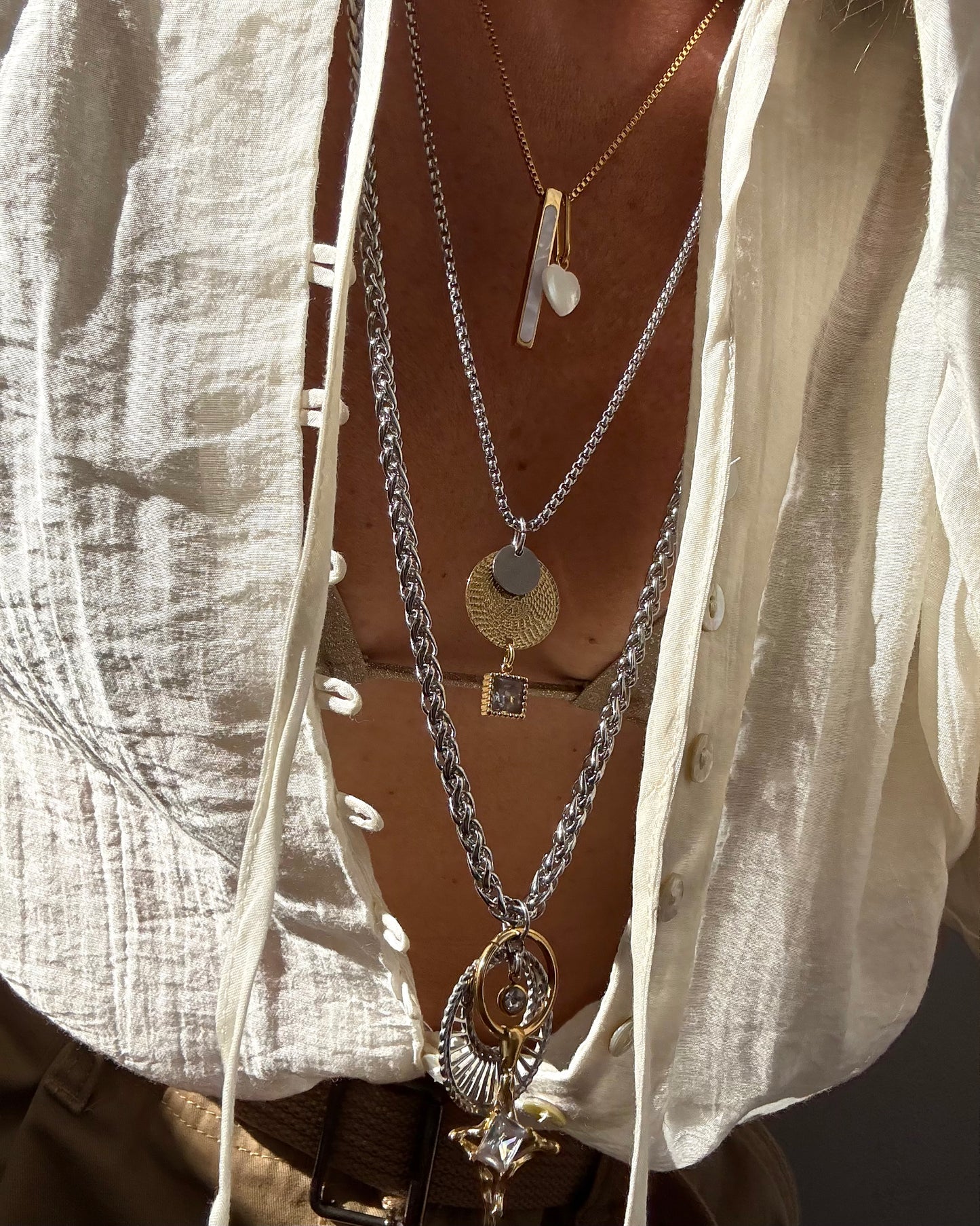 CRYSTAL DRIFT NECKLACE