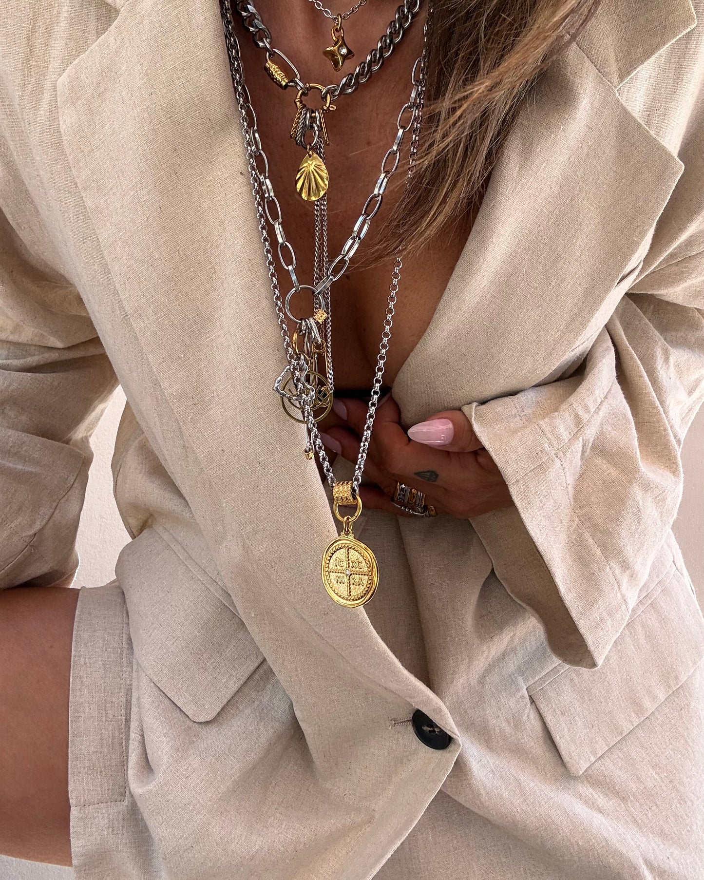 EVOLVE NECKLACE