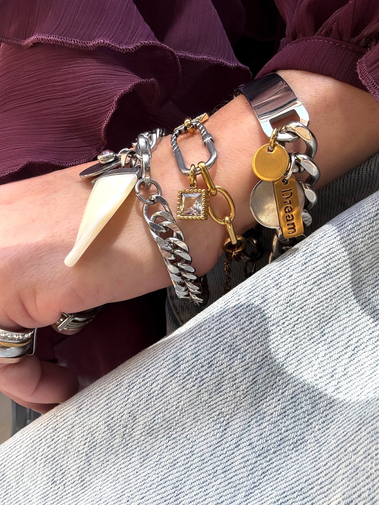 HORN CHARM BRACELET