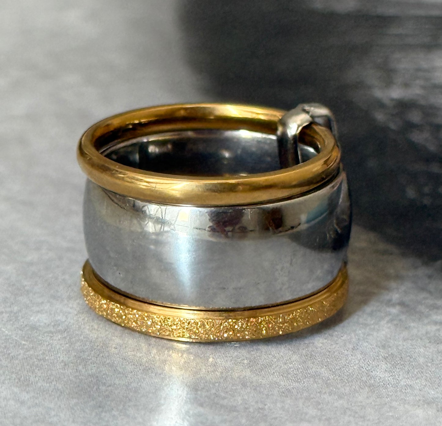 CHEVALIER MINIMAL RING (Size 6)