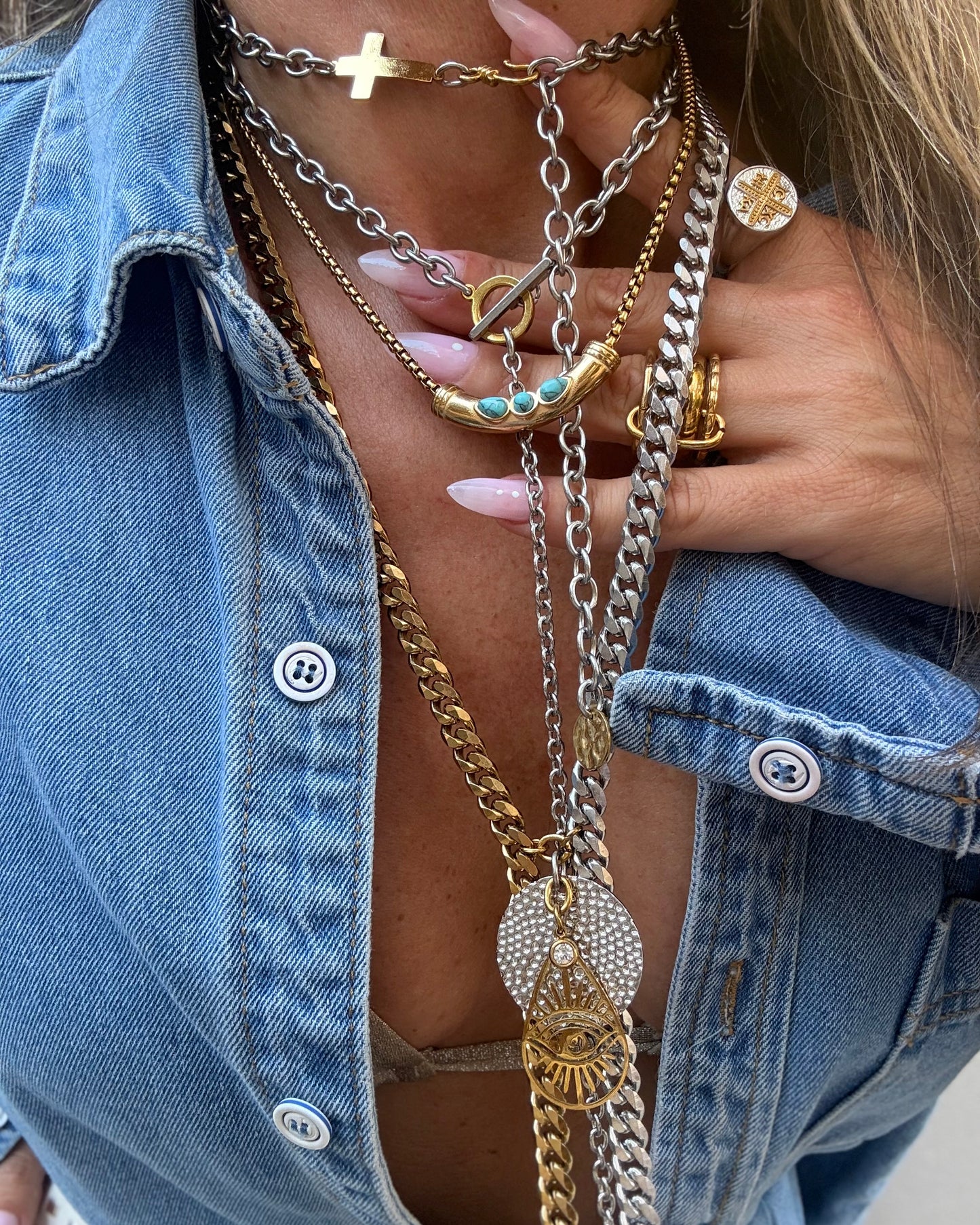DUAL VISION NECKLACE