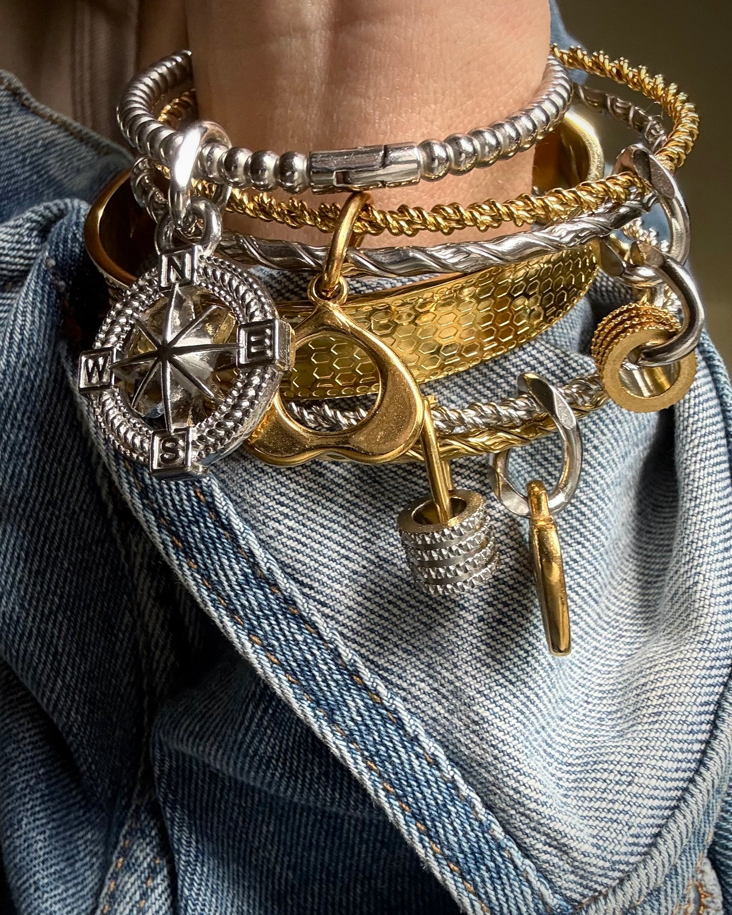 MIX HEART BANGLE