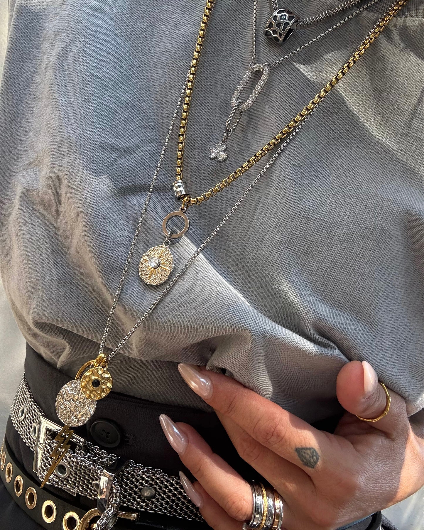 BOLD PATTERN NECKLACE