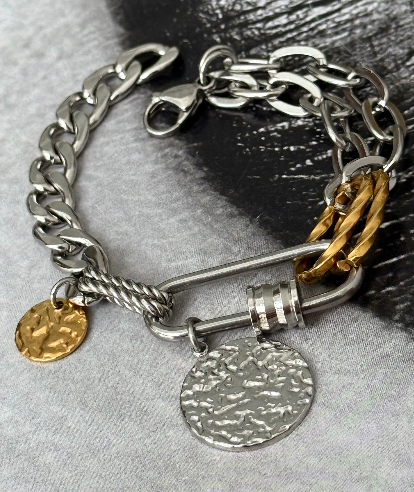 MIXED CHARM BRACELET