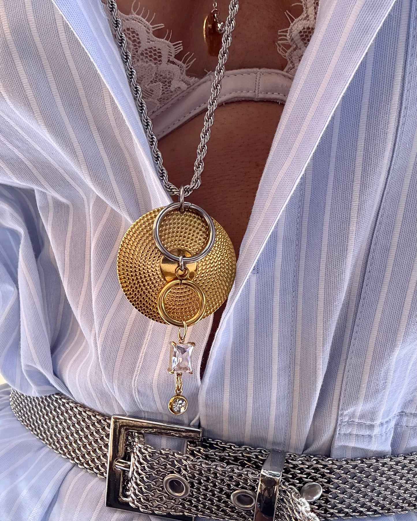 RADIANT CICLES NECKLACE