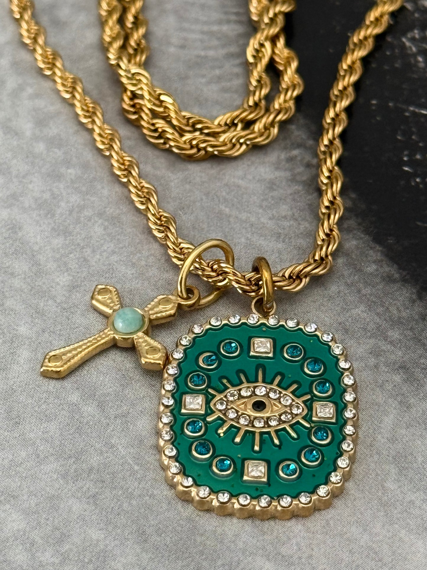 ENERGIA NECKLACE