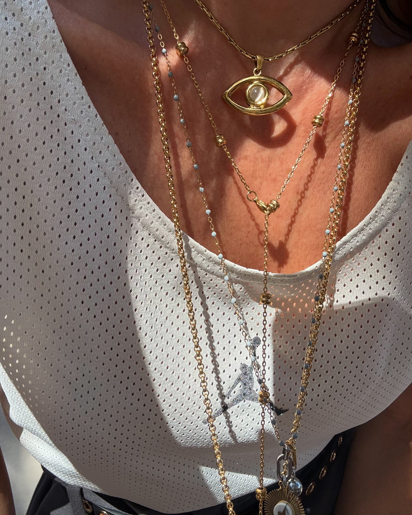 GOLDEN EYE CHOKER