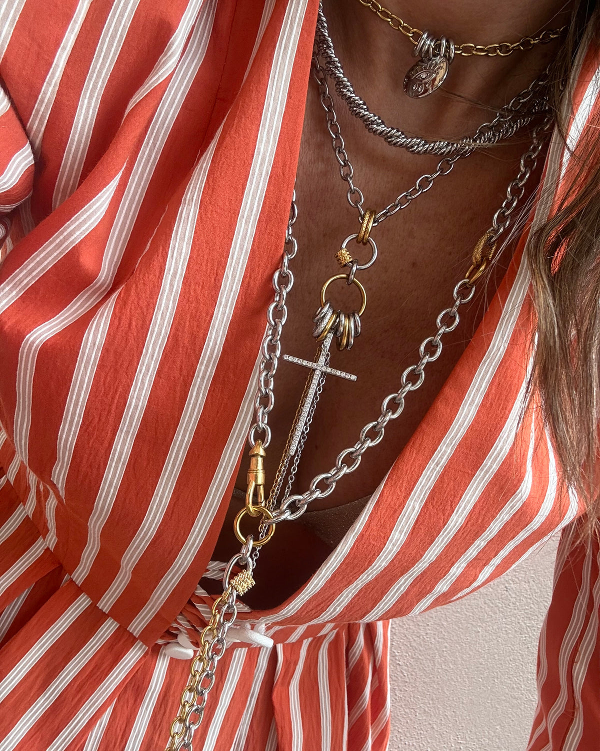 TIE CHUNKY NECKLACE