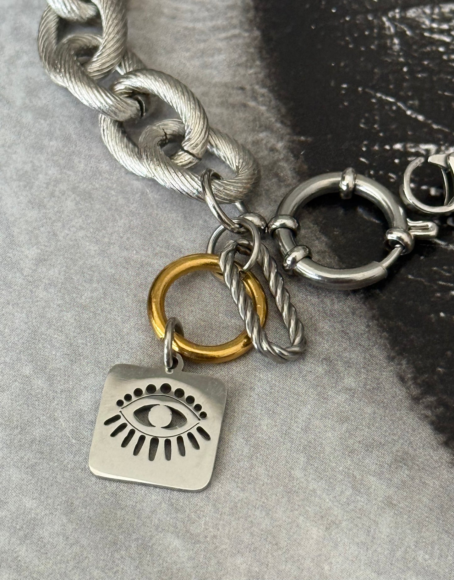 SAFEKEEP CHAIN BRACELET