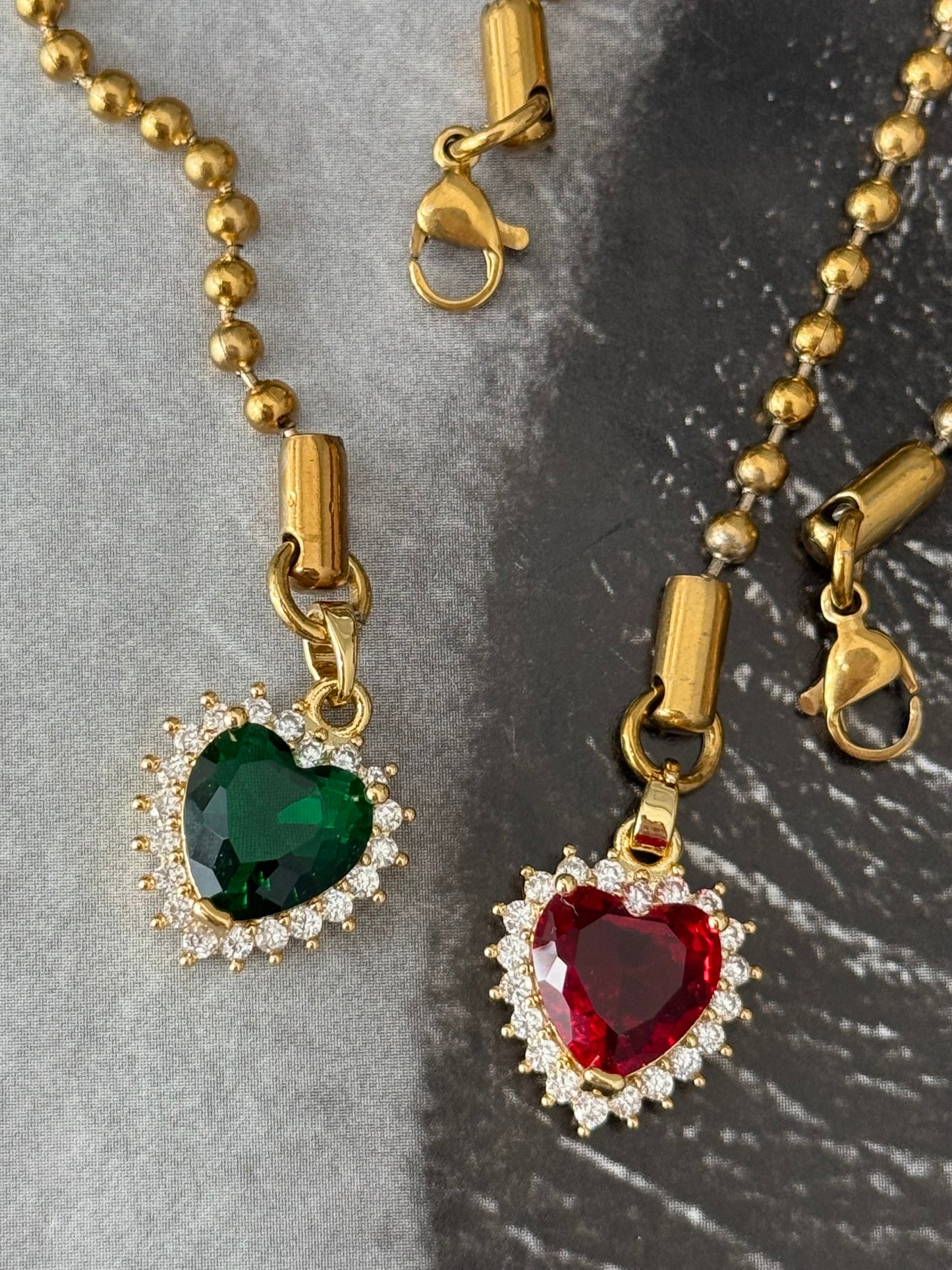 HEART & CHAIN NECKLACE