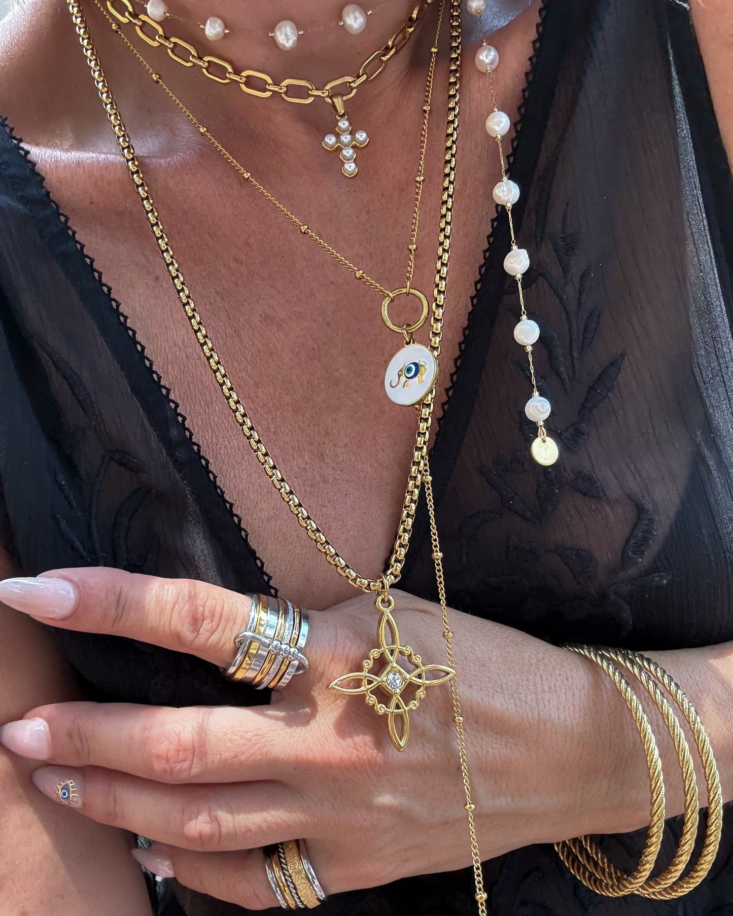 GOLDEN COMPASS NECKLACE