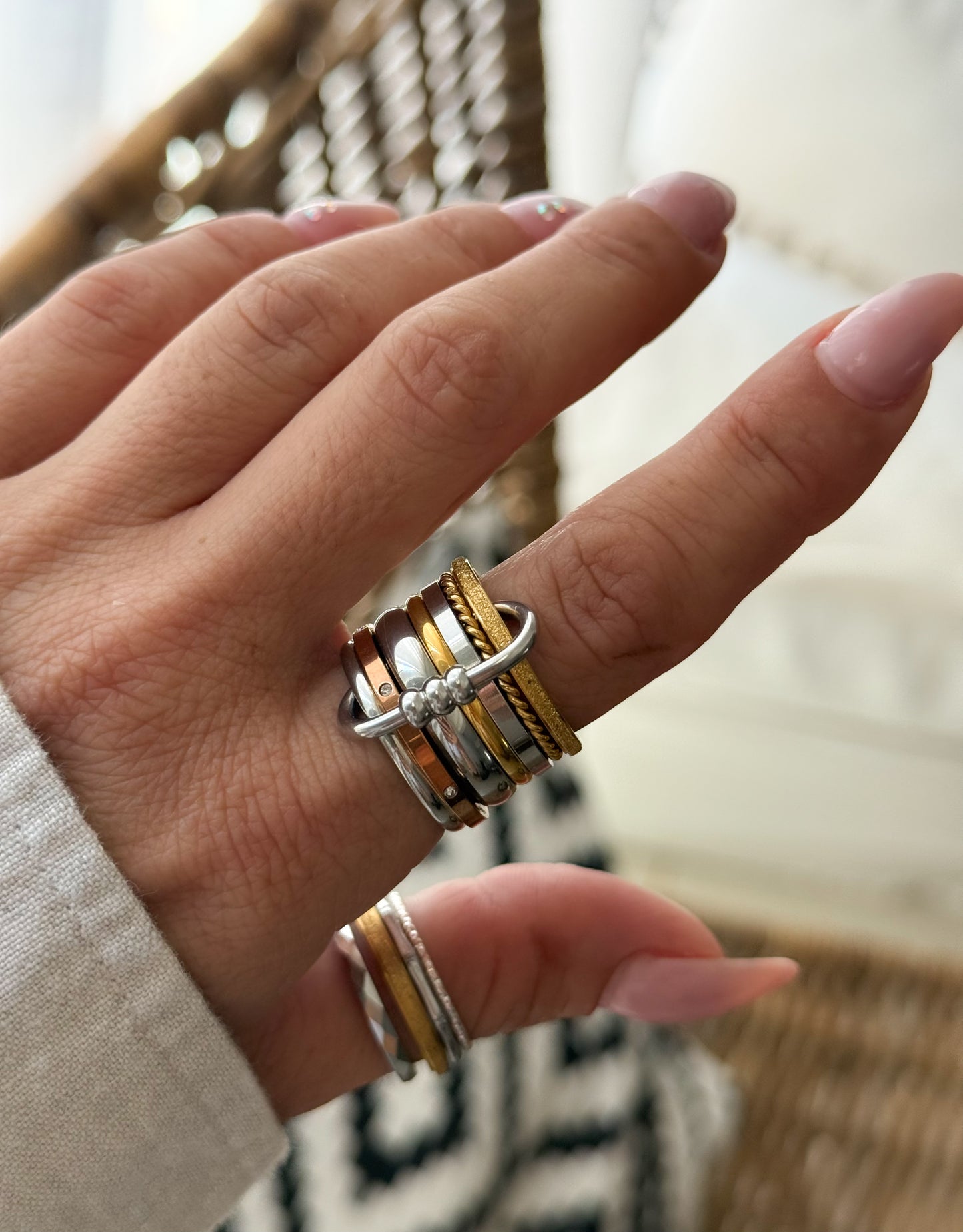 AXIS 7 RING (Size 8)