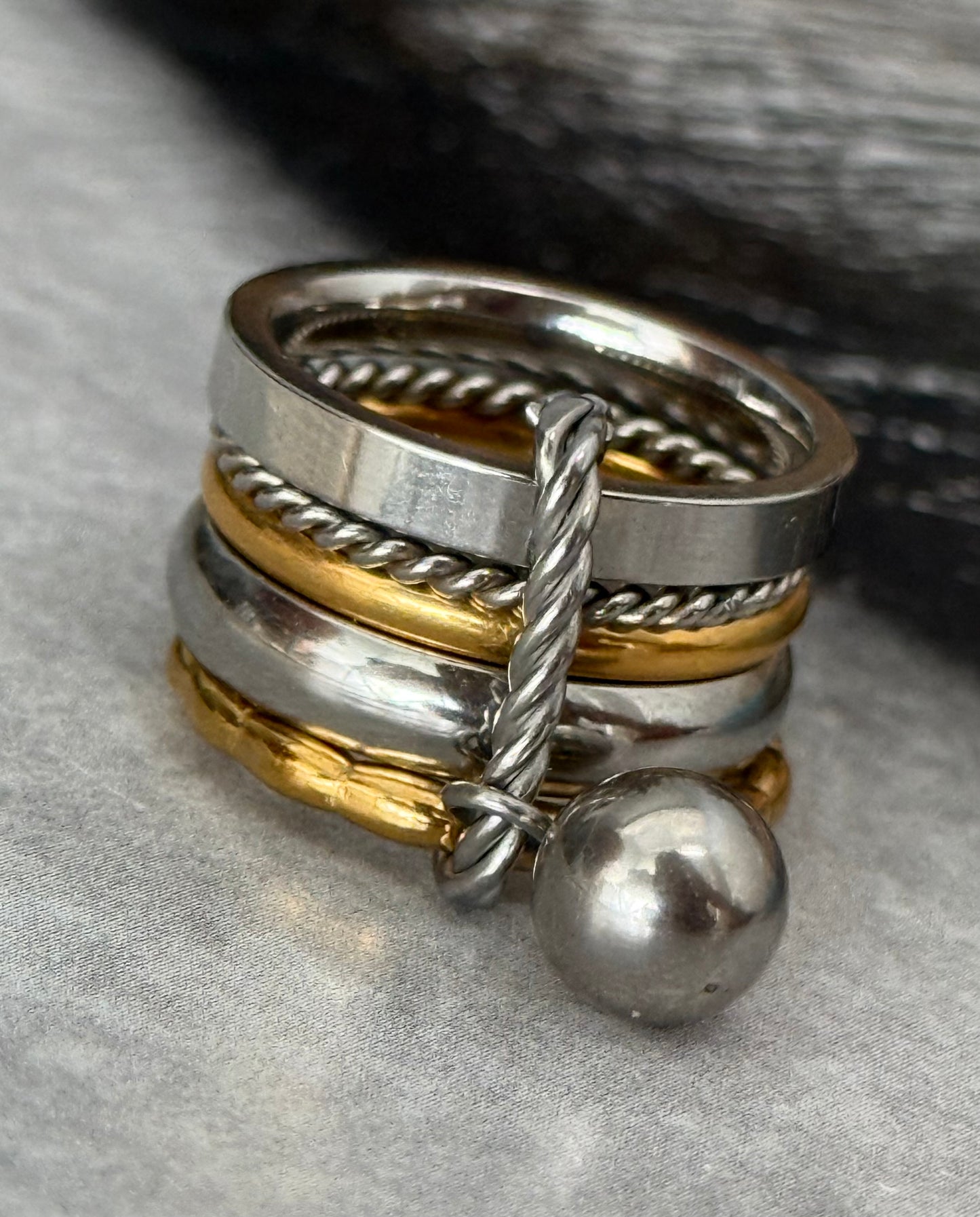 GRAVITY LAYERS RING (Size 7)