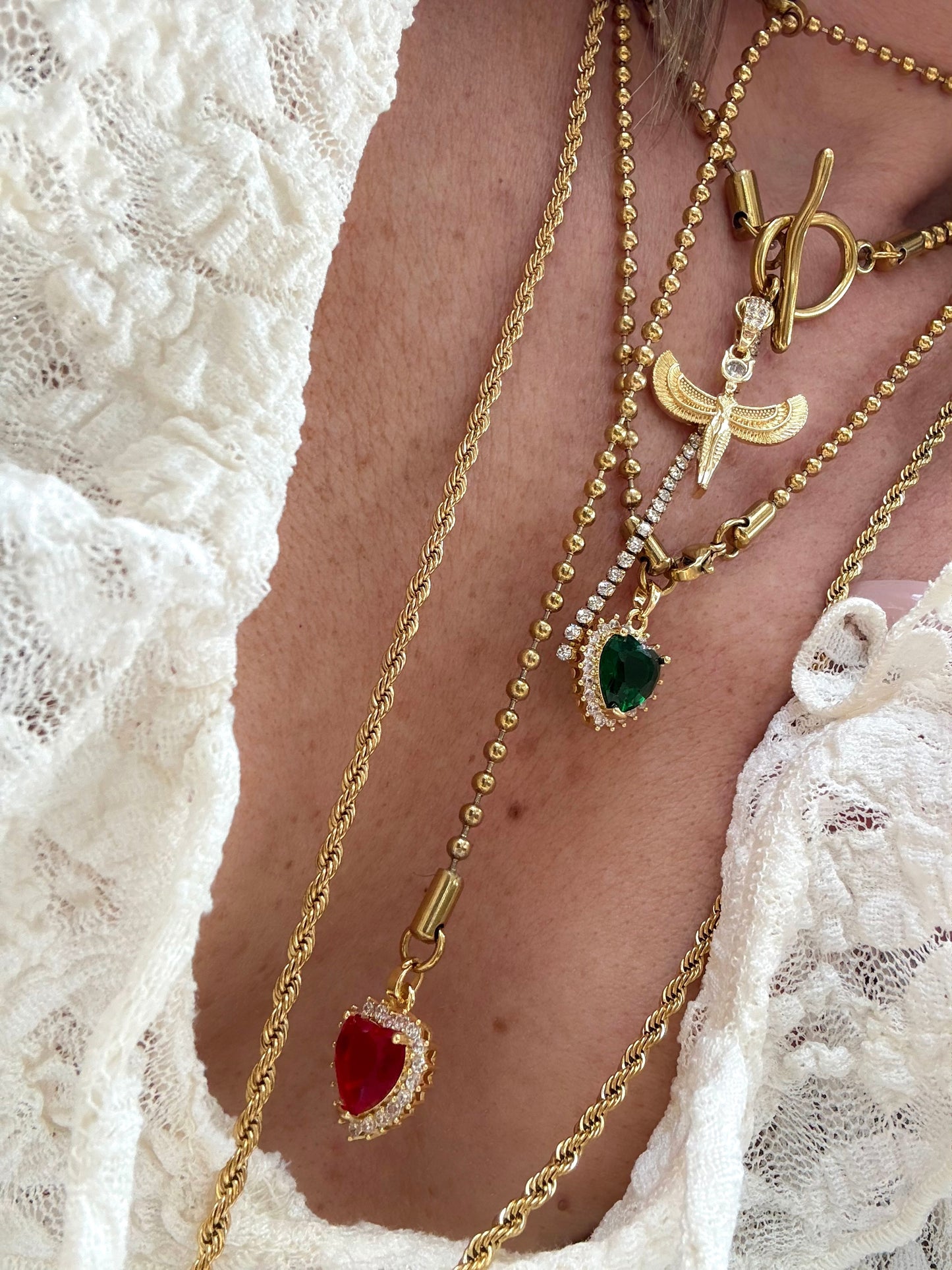 GODDESS ENERGY NECKLACE