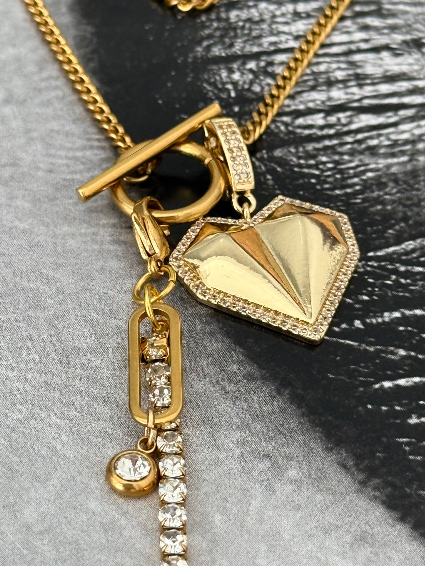 GOLDEN TOUCH NECKACE