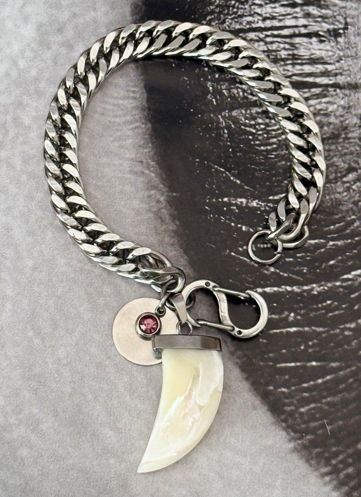 HORN CHARM BRACELET