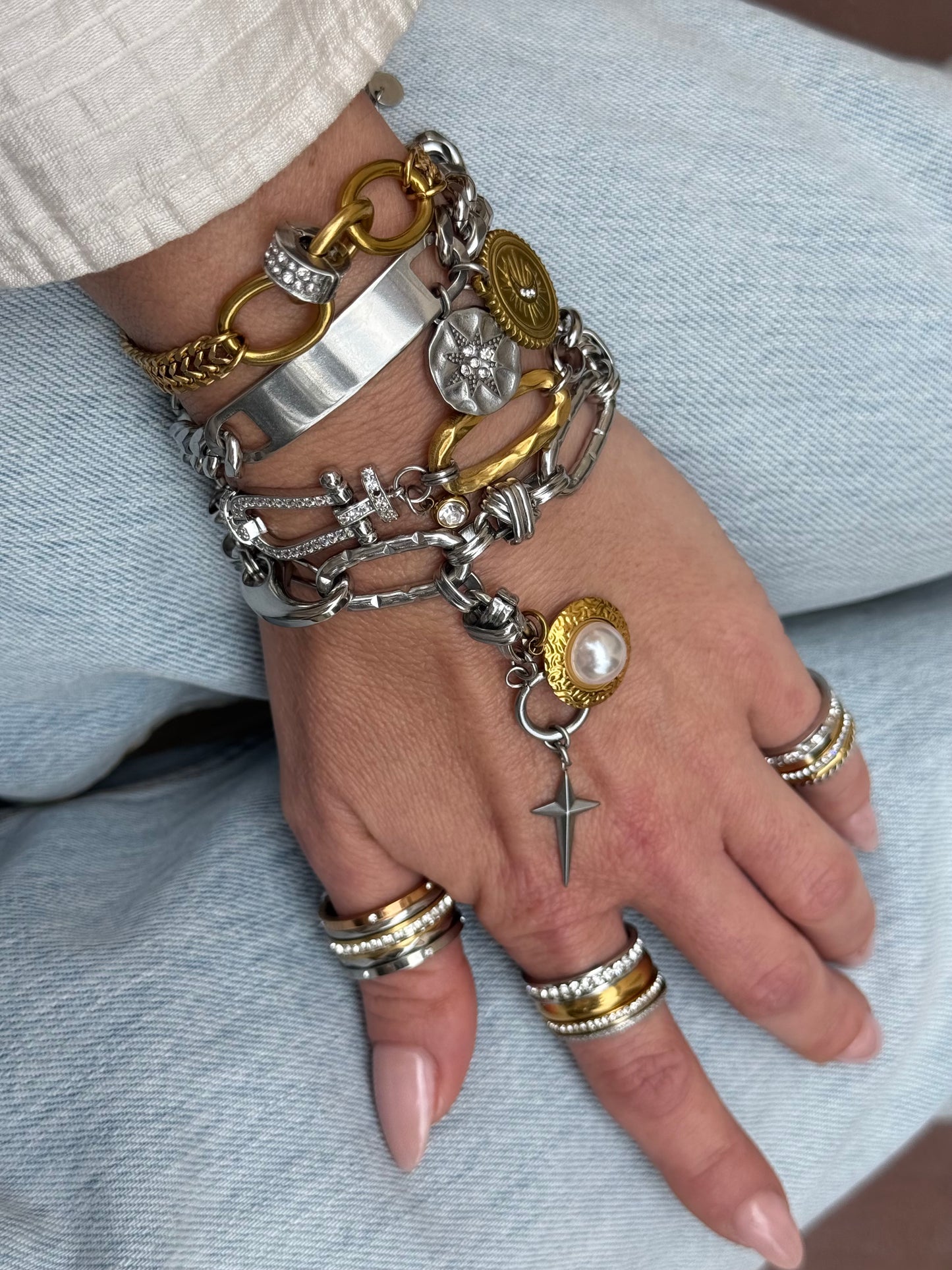 CRYSTAL CLASP CHARM BRACELET