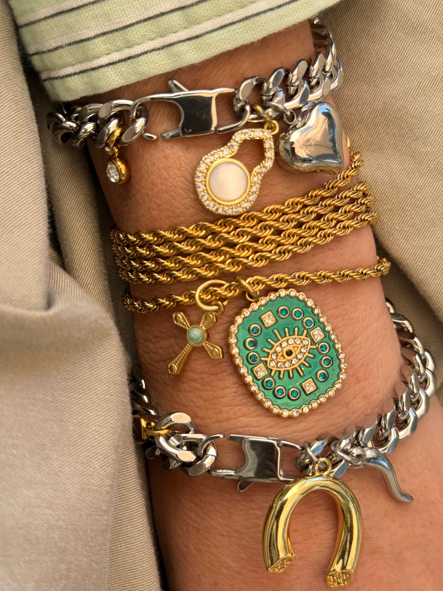 ENERGIA NECKLACE