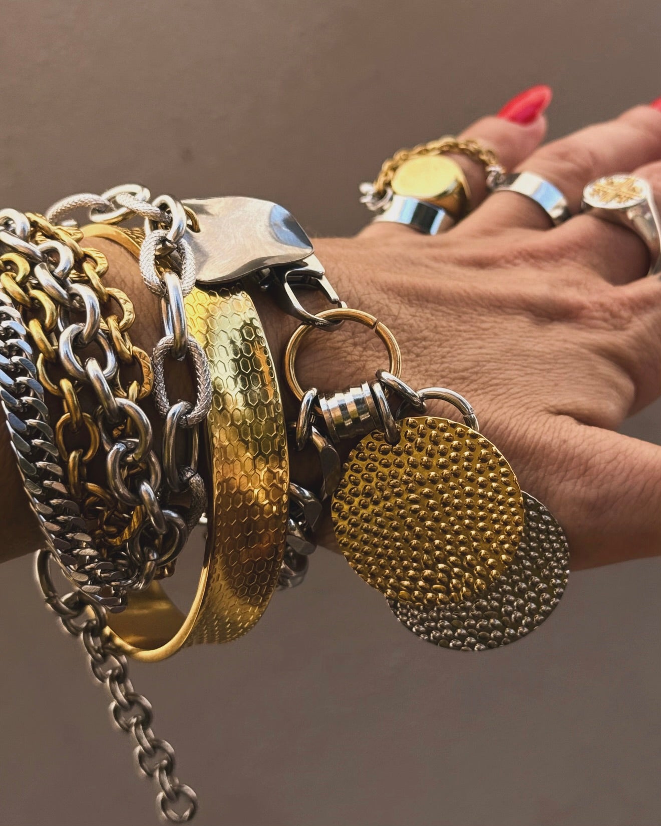CHUNKY CHARM BRACELET