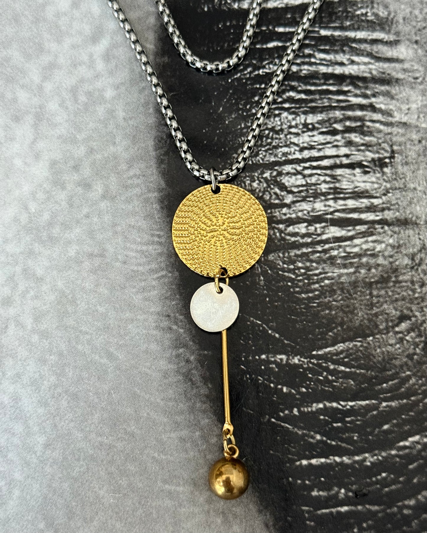 DUALITY FLOW NECKLACE