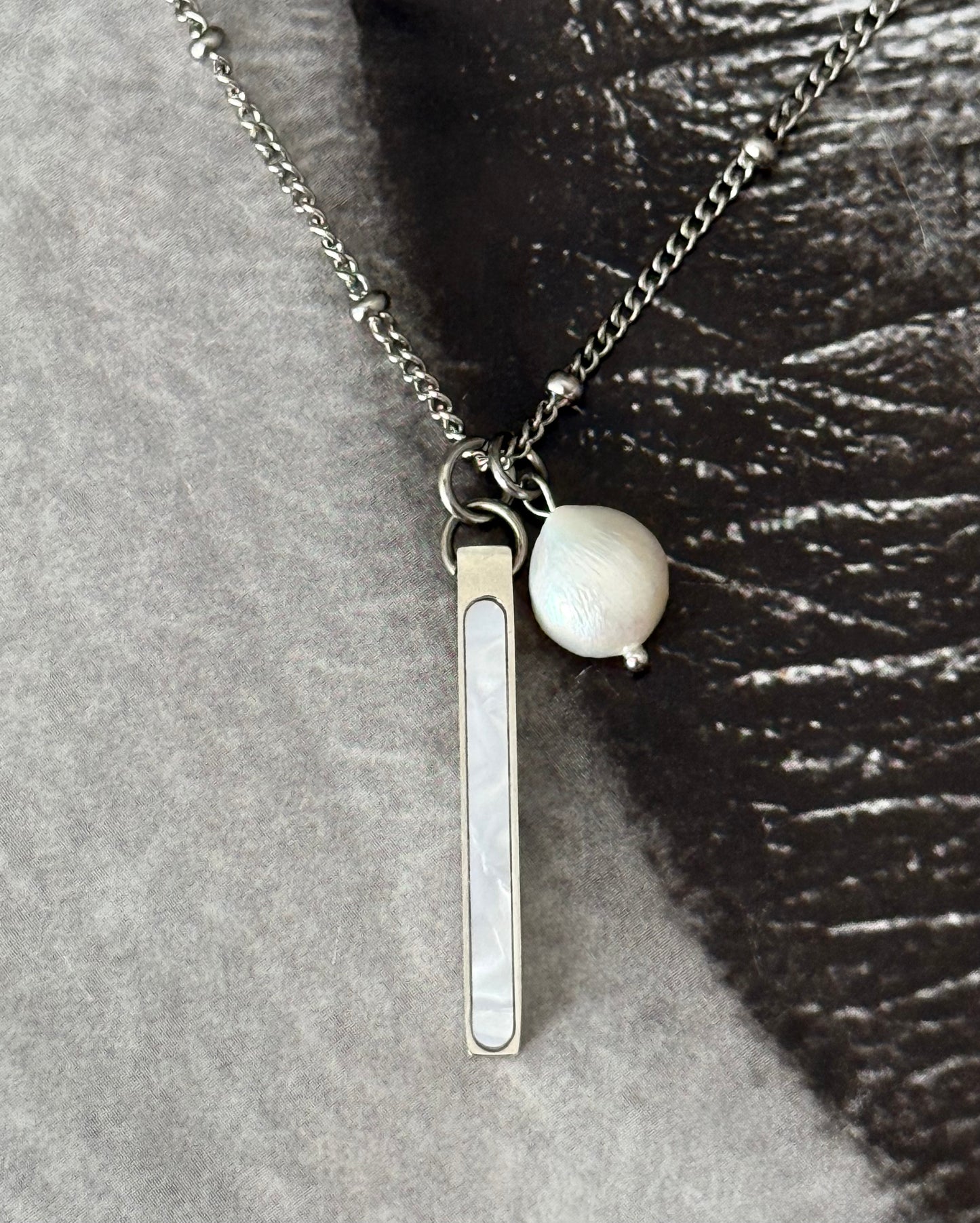 SILVER PEARL HARMONY NECKLACE