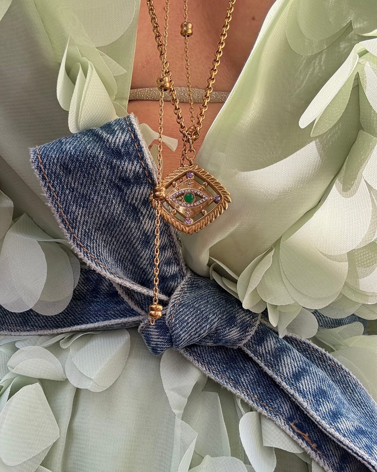 EMERALD GAZE NECKLACE