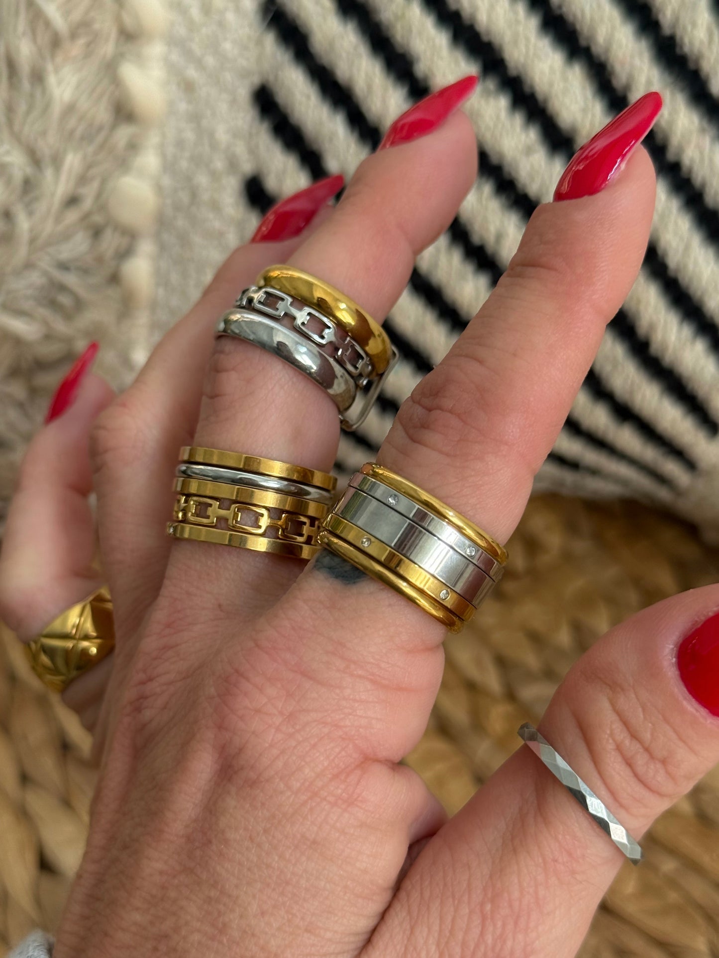 HARMONIA RING (Size 8)