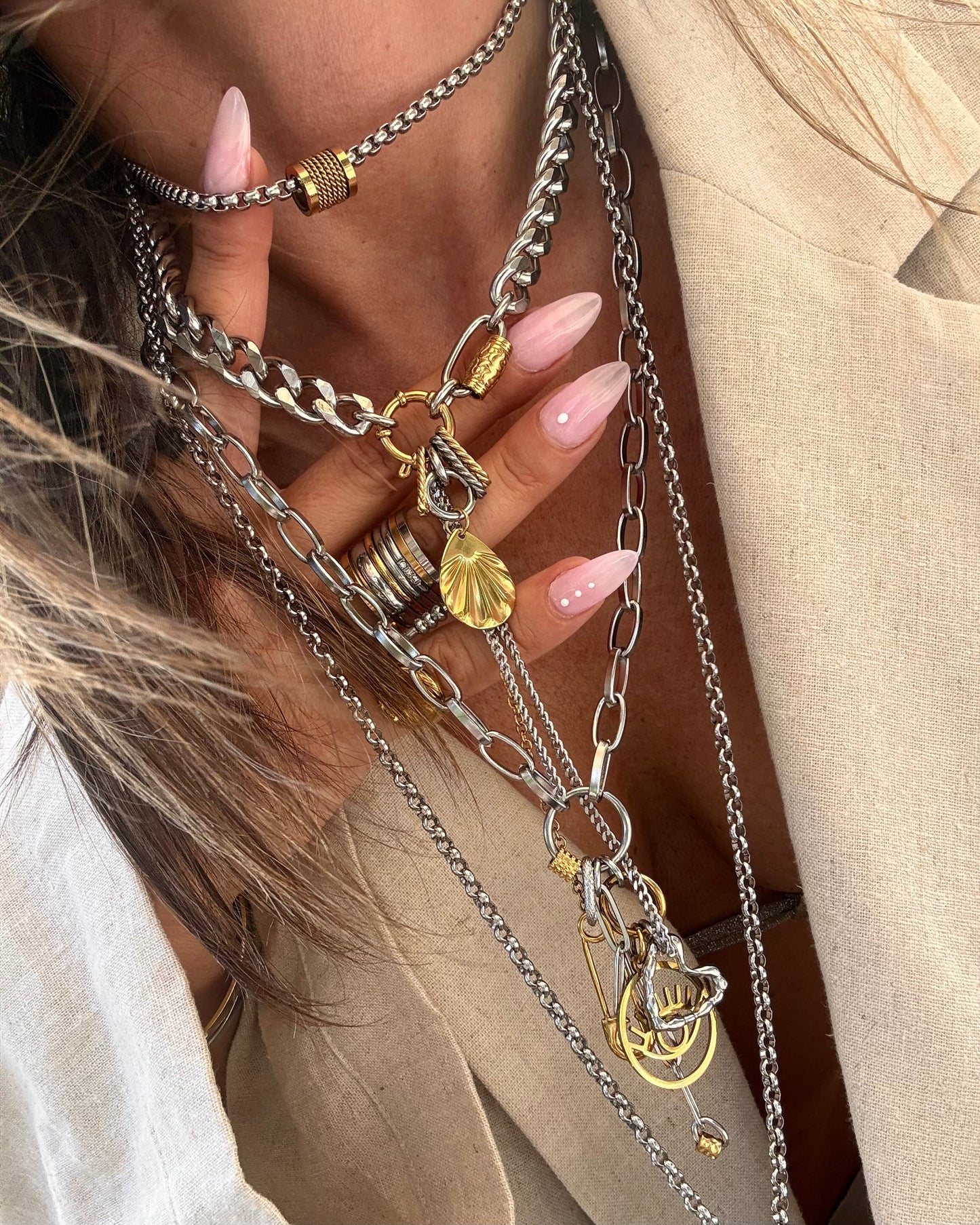 EVOLVE NECKLACE