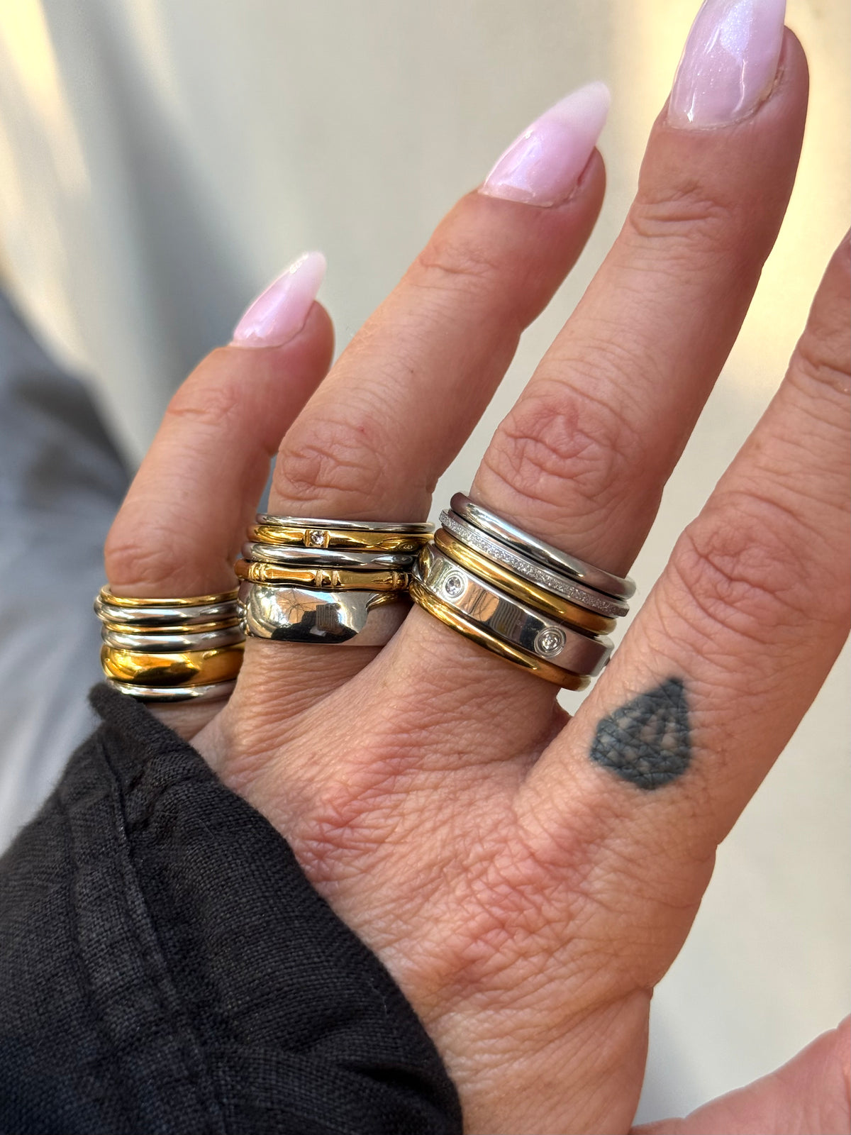 MODERN LAYERS RING (SIZE 8)