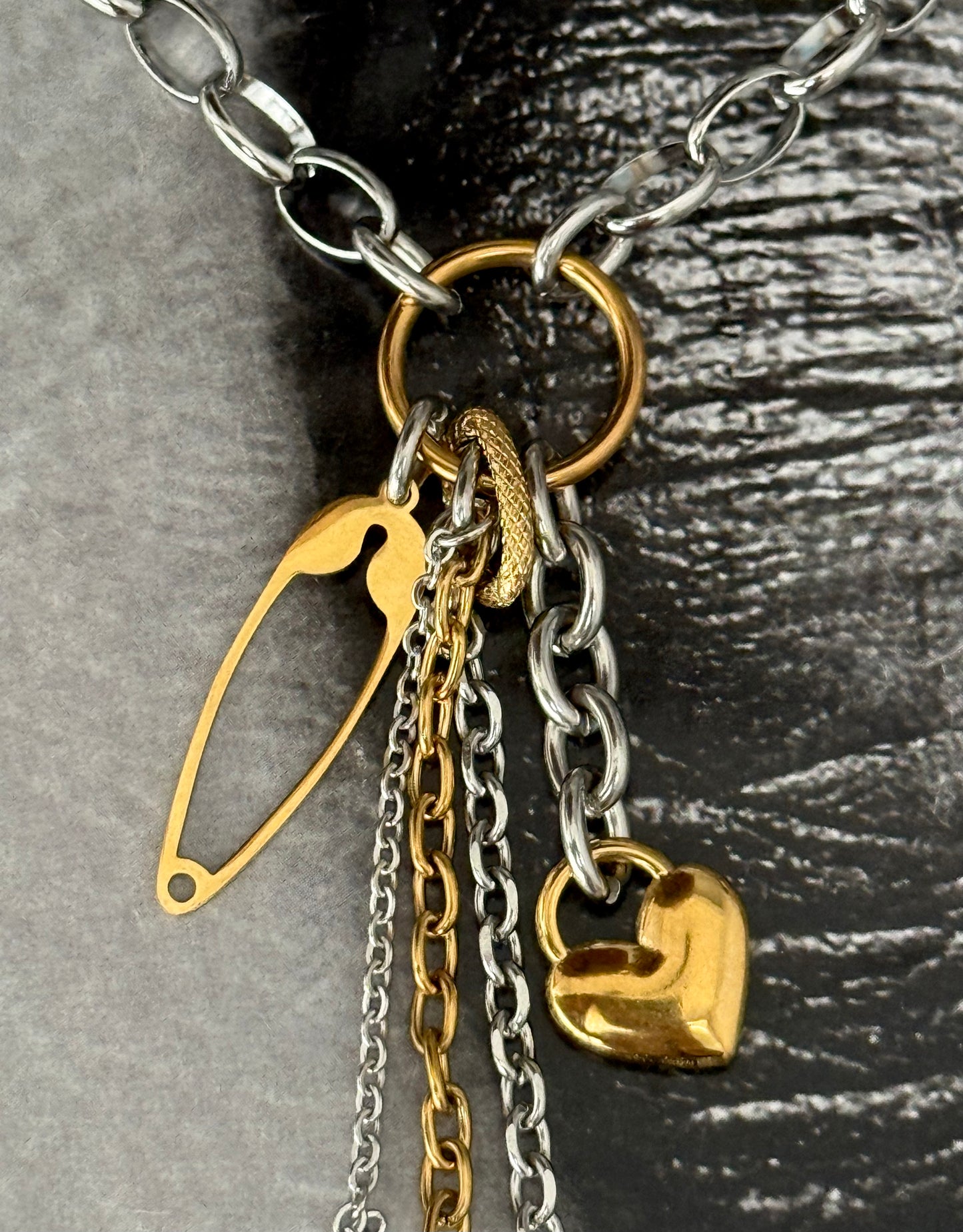 GKELENA NECKLACE