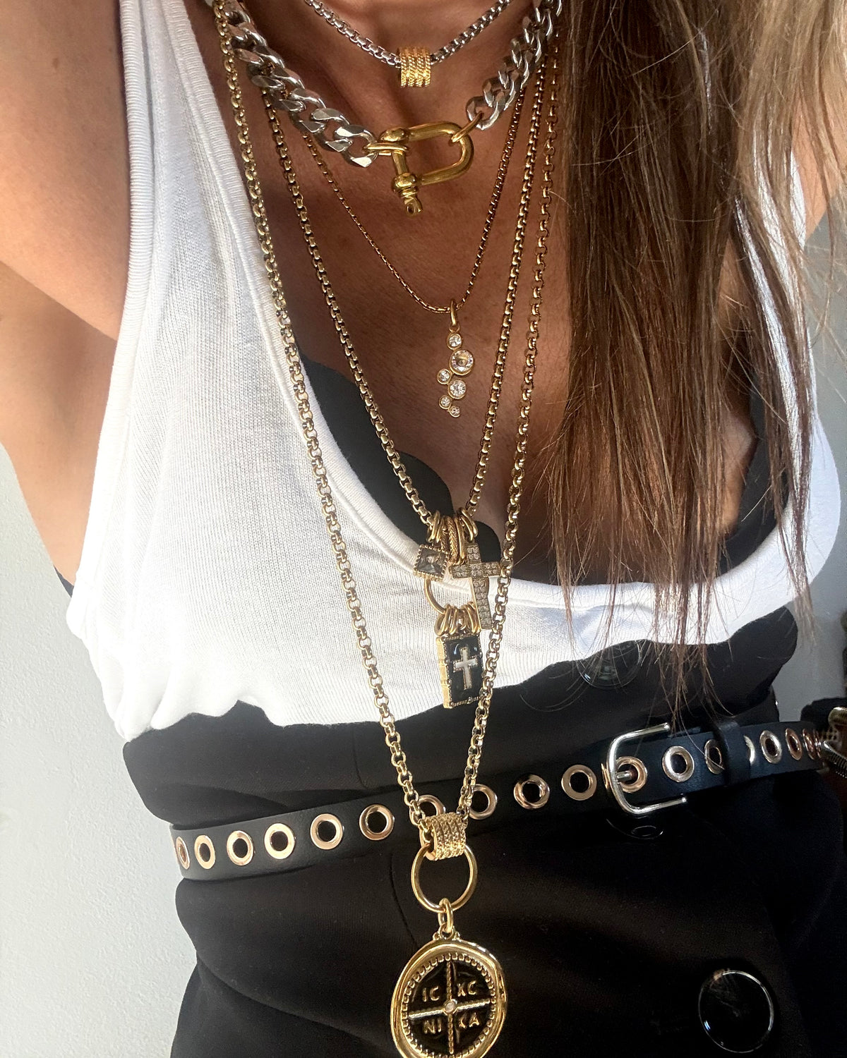 CROSS CHARMS NECKLACE