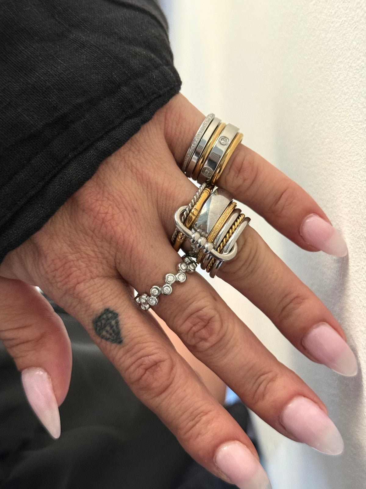 CHEVALIER NEXUS RING (Size 6)