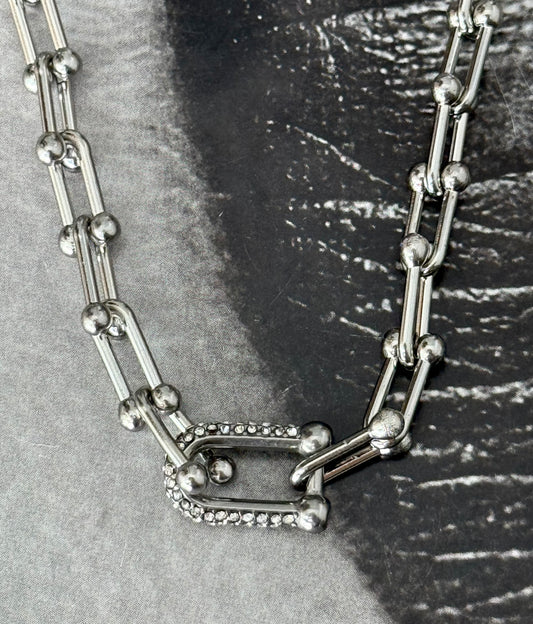 LUSTRE SILVER NECKLACE