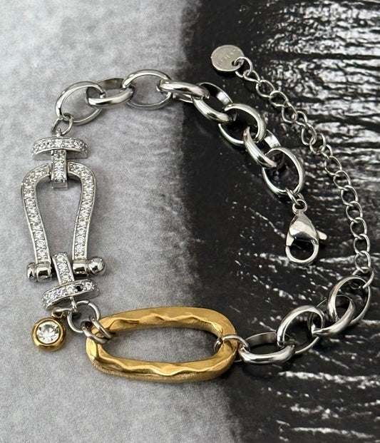 CRYSTAL CLASP CHARM BRACELET