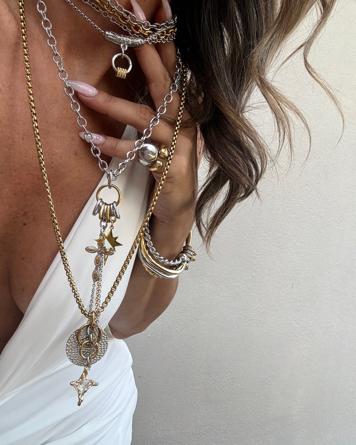 LUMINA NECKLACE