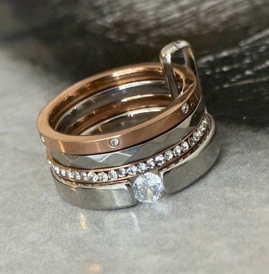 BOLD BLENDS RING (Size 8)