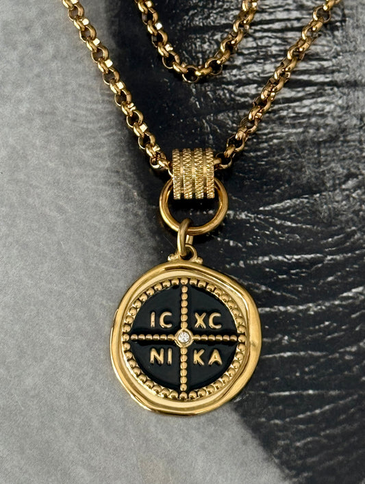 NIKA MEDALLION NECKLACE