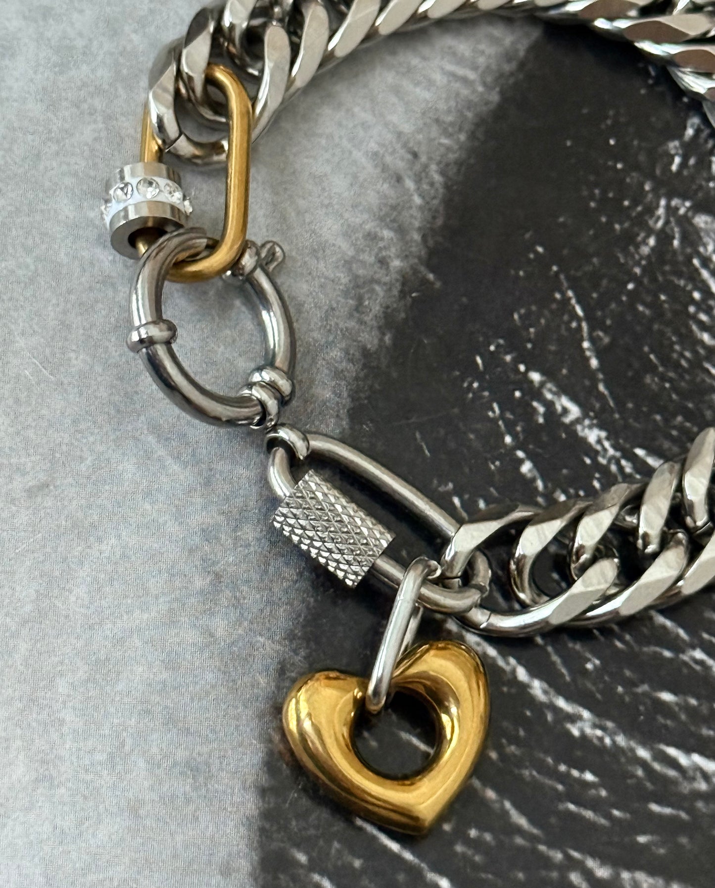 LOCKED HEART BRACELET