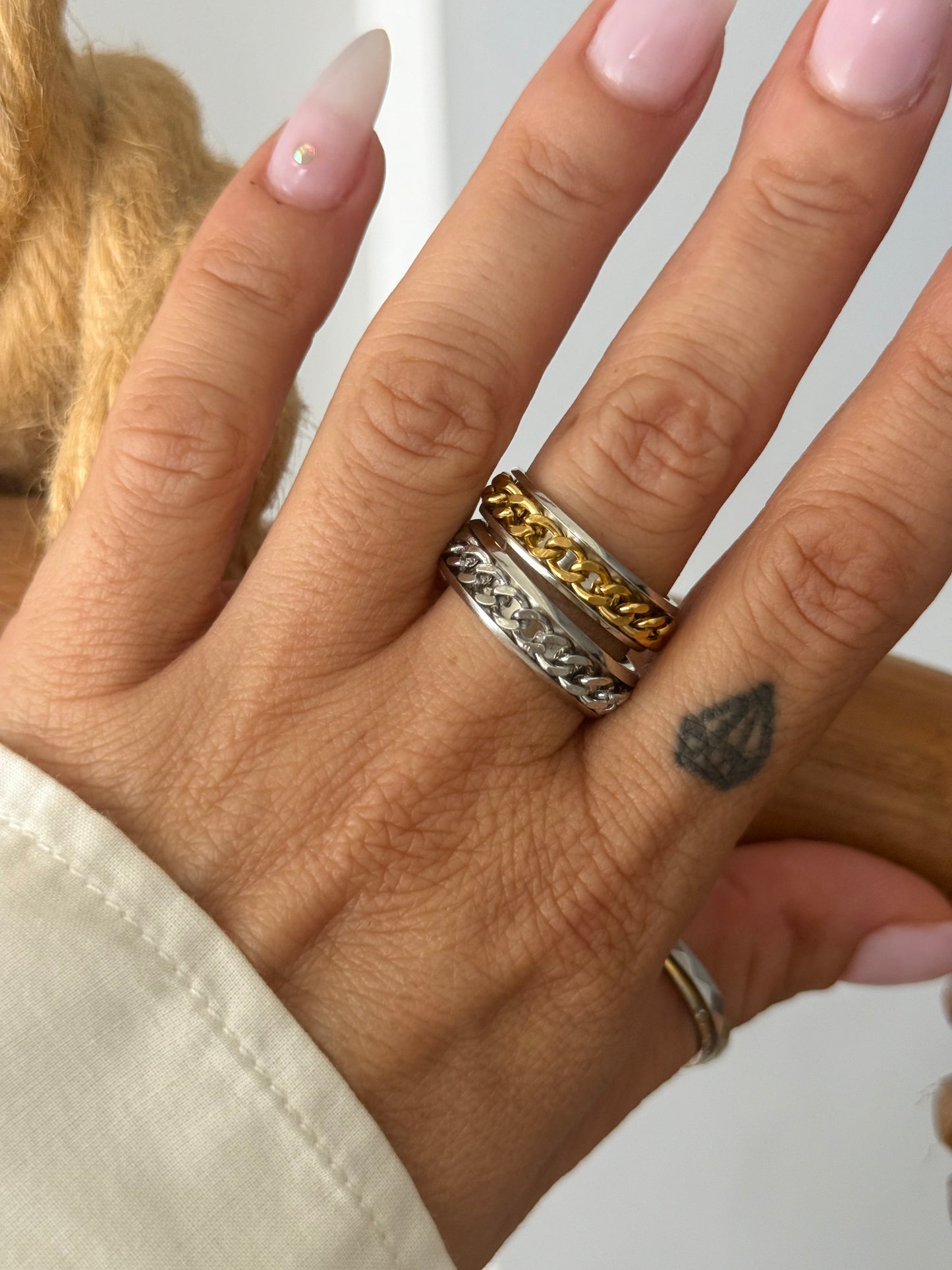 SILVER CHAIN RING