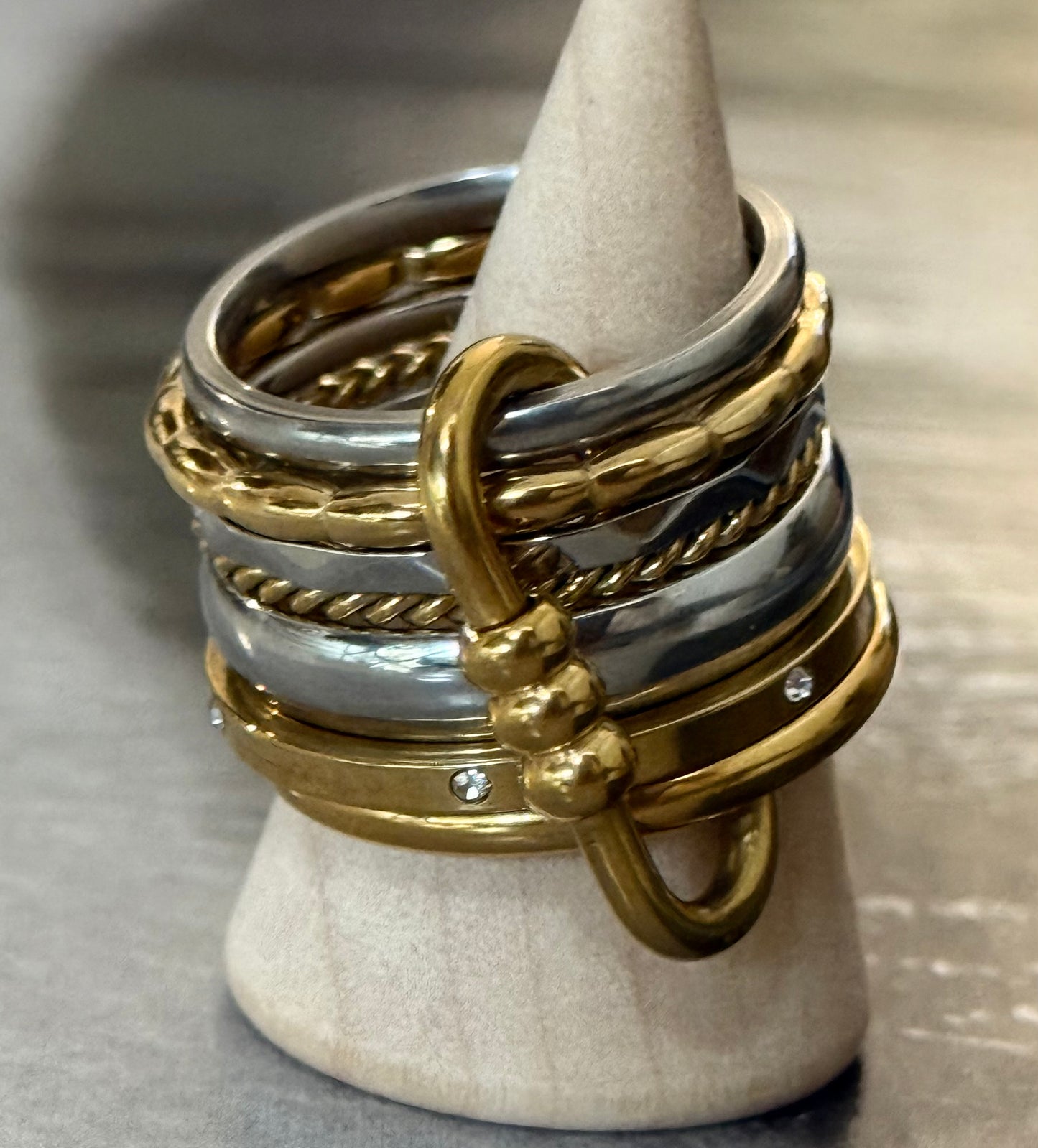 CONNECTED 7 RING (SIZE 8)