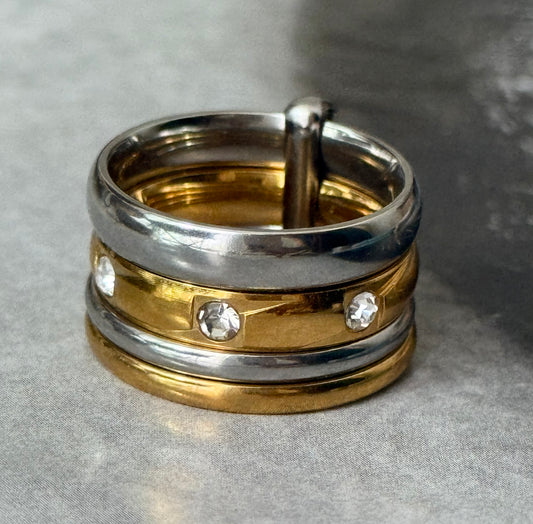 SHIMMER BAND RING (Size 7)