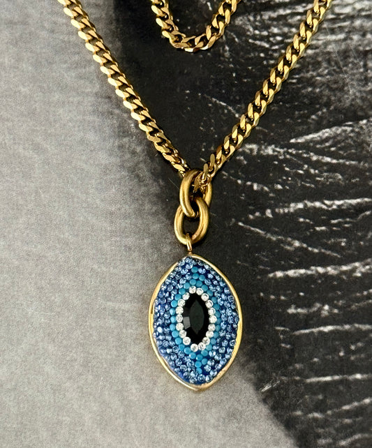 MIDNIGHT EYE NECKLACE