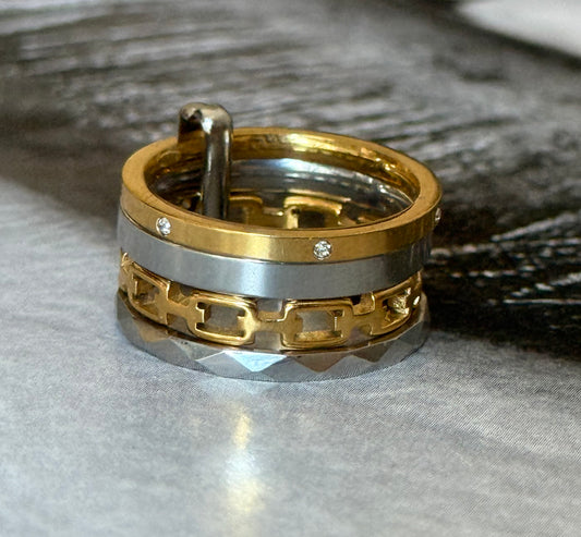 GLOW BOUND RING (Size 9)