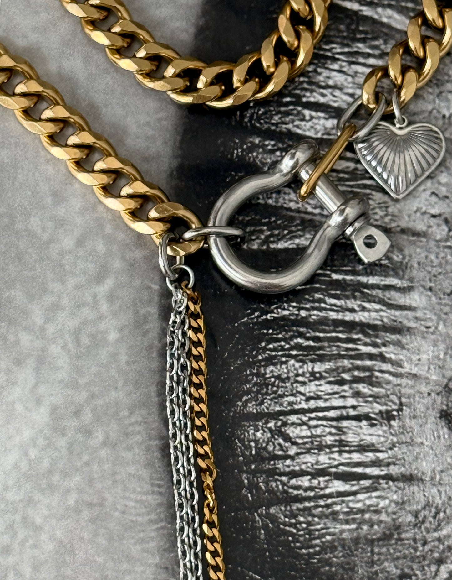 CHAINLOCK NECKLACE