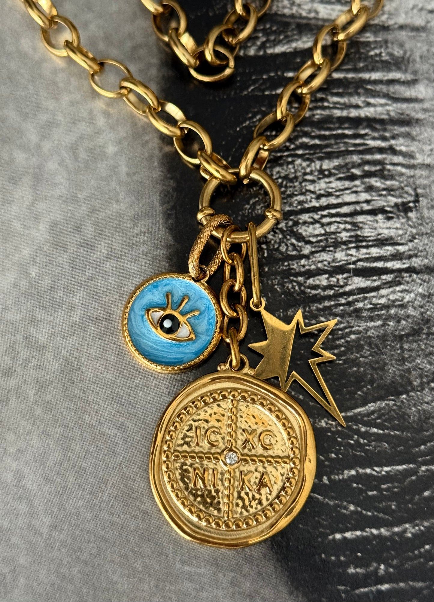 LUCKY ICON CHAIN